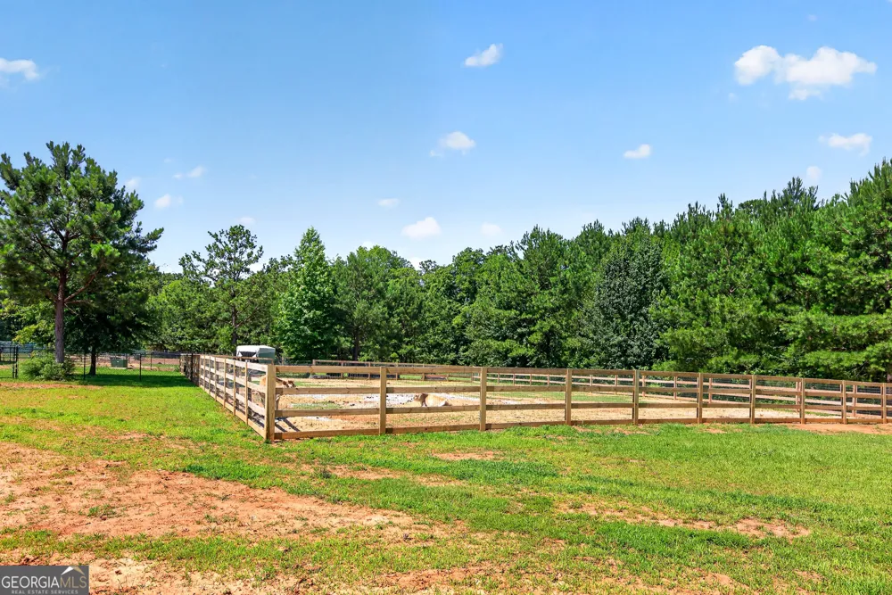 289 Maple DR Williamson, GA 30292