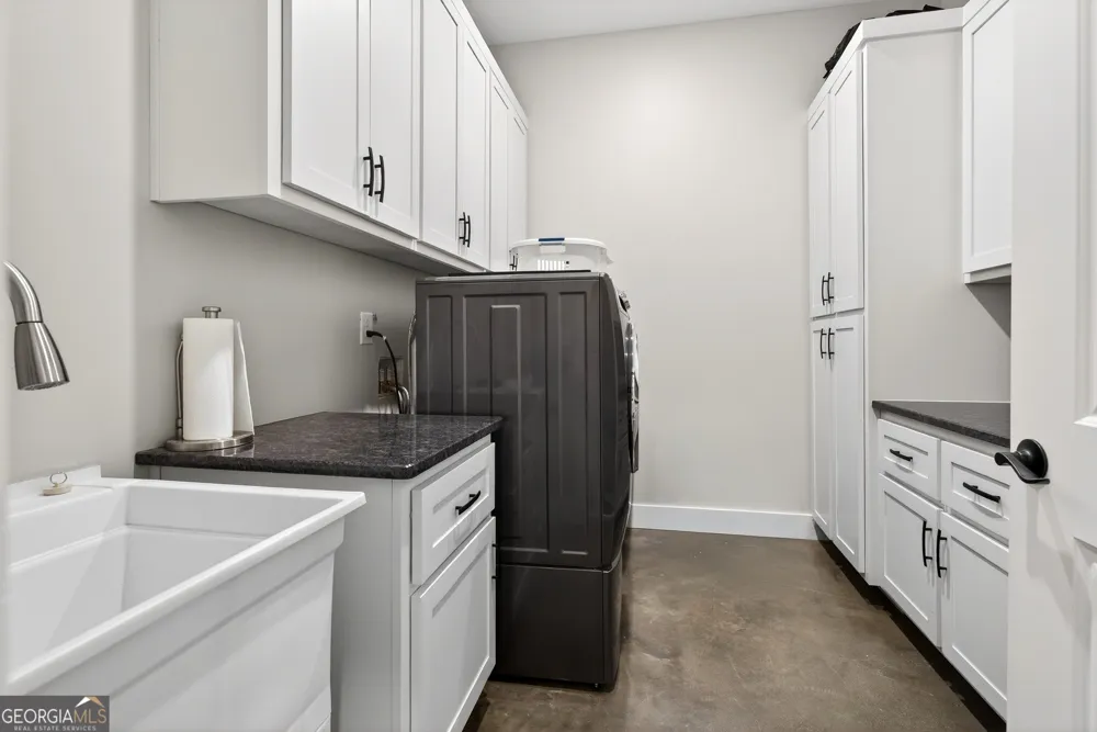 289 Maple DR Williamson, GA 30292