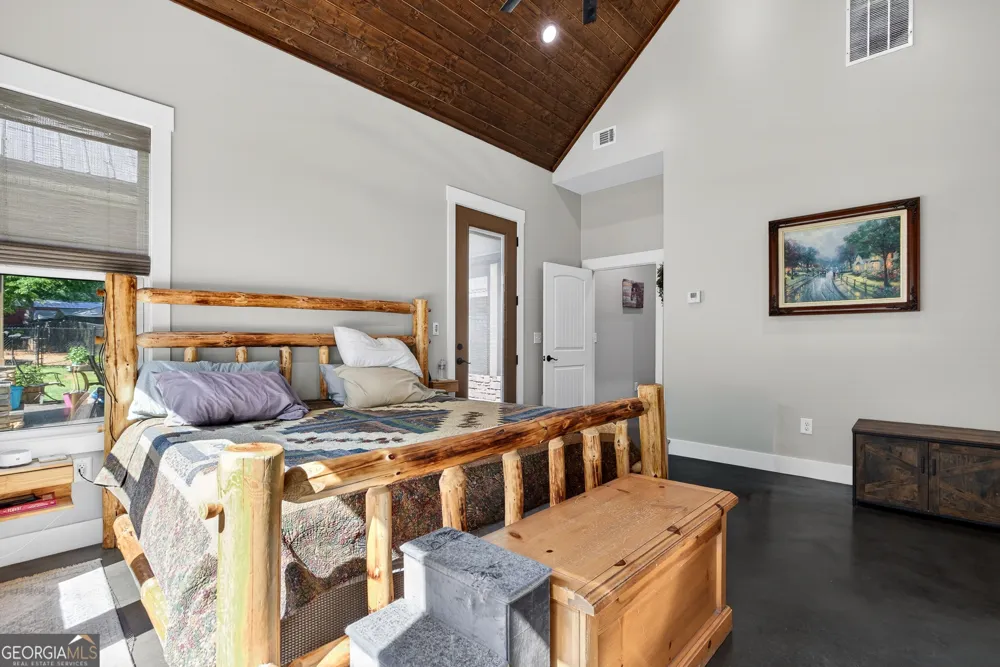 289 Maple DR Williamson, GA 30292