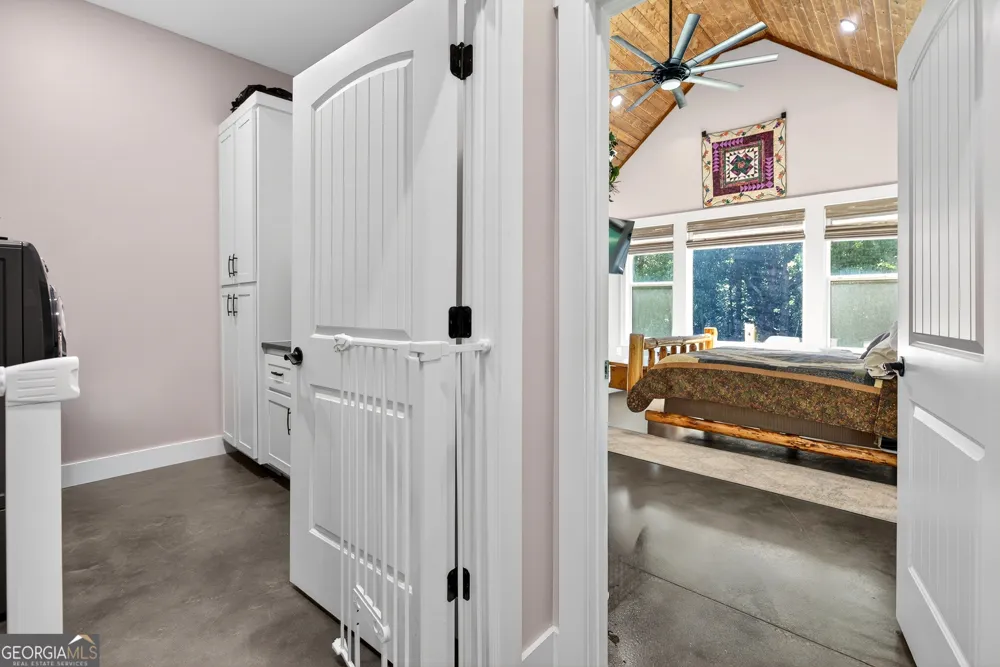 289 Maple DR Williamson, GA 30292