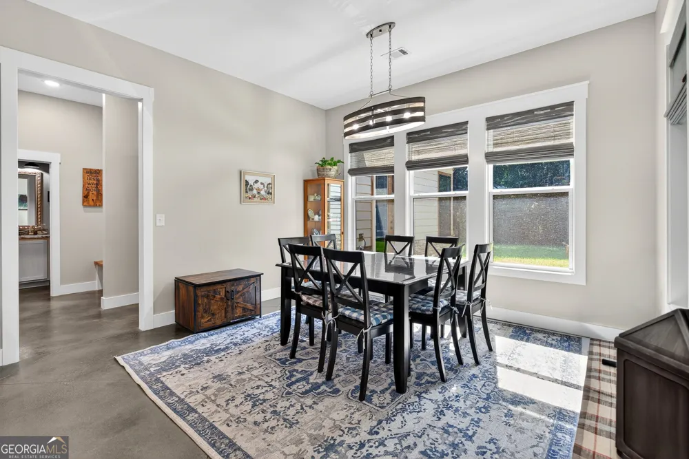 289 Maple DR Williamson, GA 30292