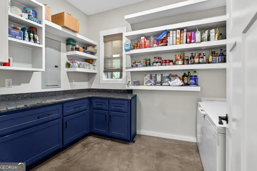 289 Maple DR Williamson, GA 30292