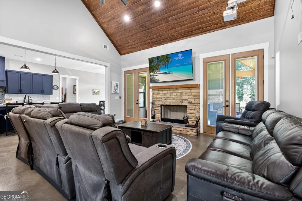 289 Maple DR Williamson, GA 30292