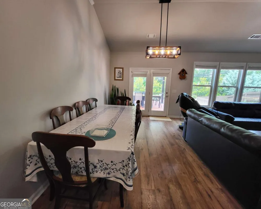 5414 Town Square WAY Flowery Branch, GA 30542