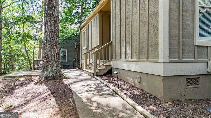 137 NARROWS LOOP Waleska, GA 30183