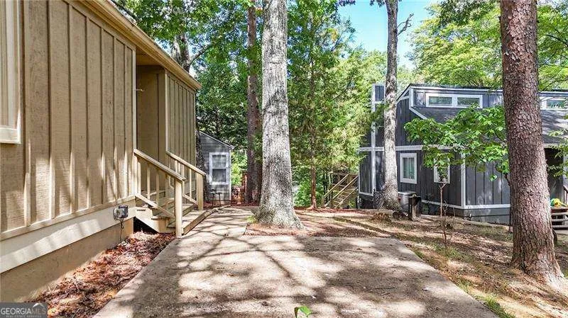 137 NARROWS LOOP Waleska, GA 30183
