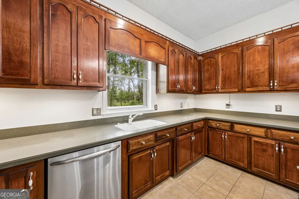 3198 Harrietts Bluff RD Woodbine, GA 31569