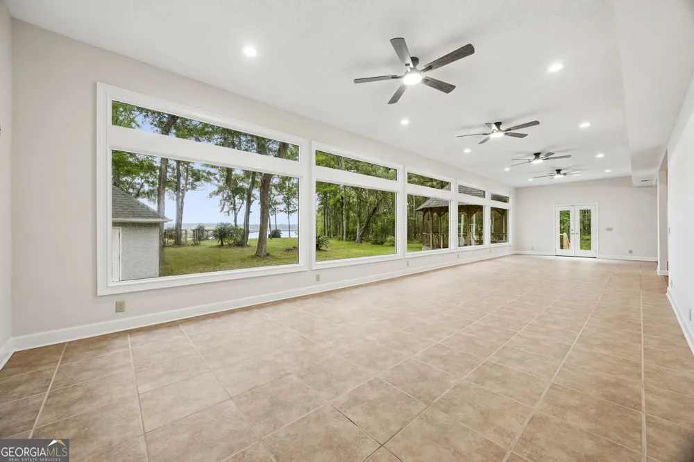 3198 Harrietts Bluff RD Woodbine, GA 31569