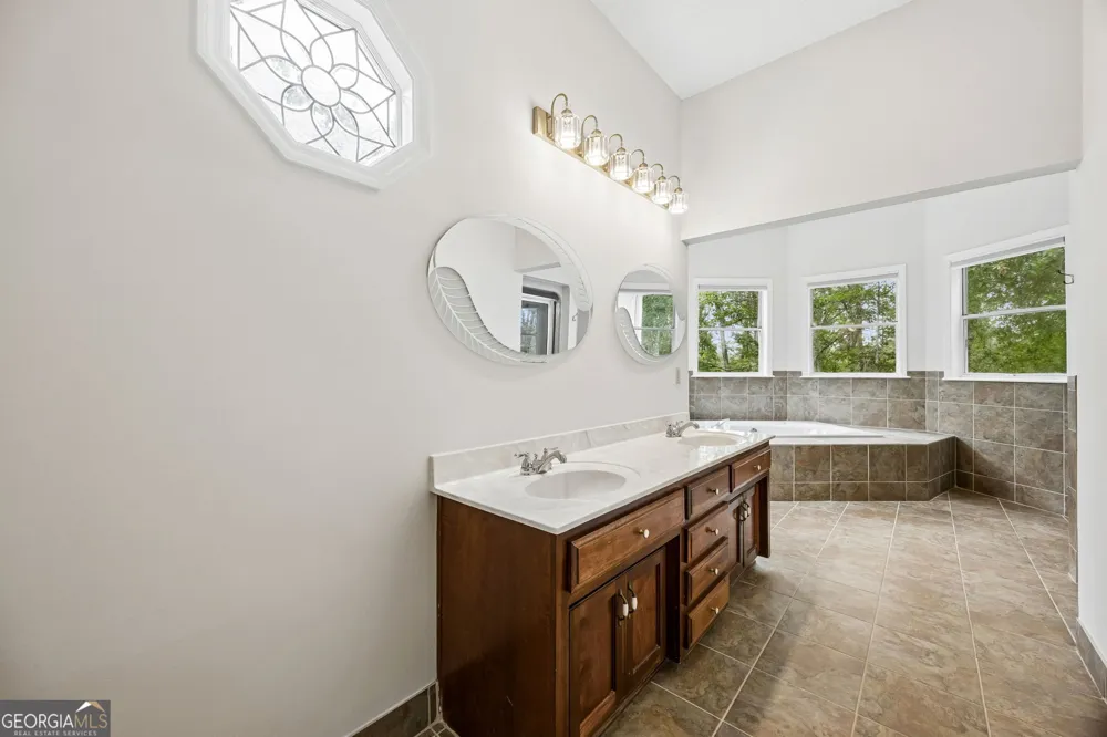 3198 Harrietts Bluff RD Woodbine, GA 31569