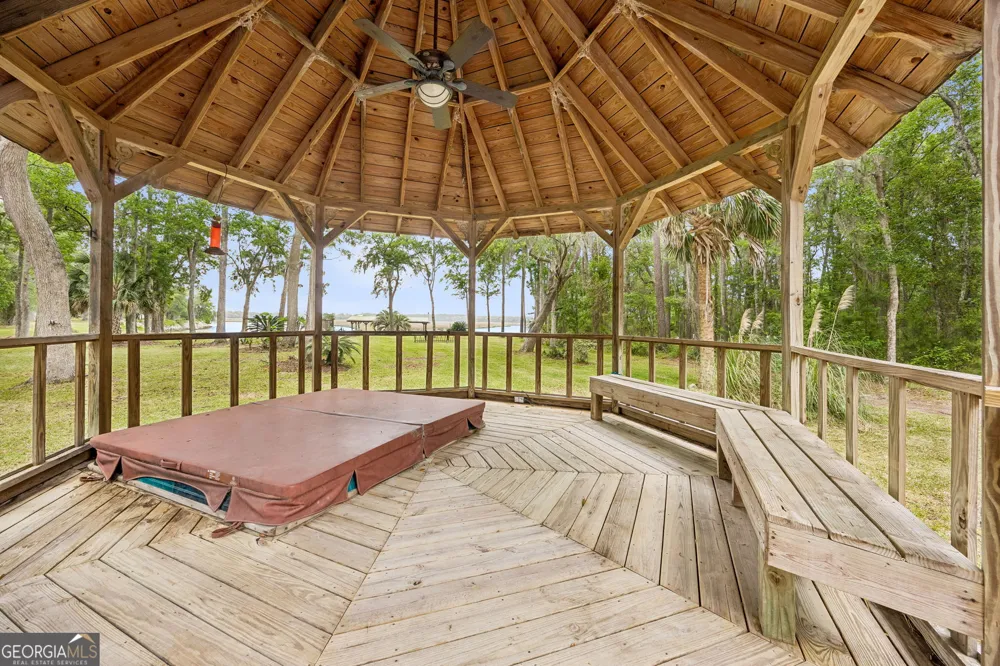 3198 Harrietts Bluff RD Woodbine, GA 31569