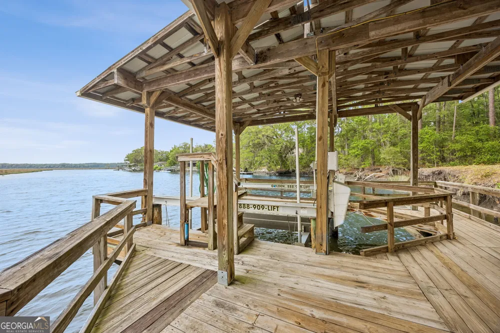 3198 Harrietts Bluff RD Woodbine, GA 31569