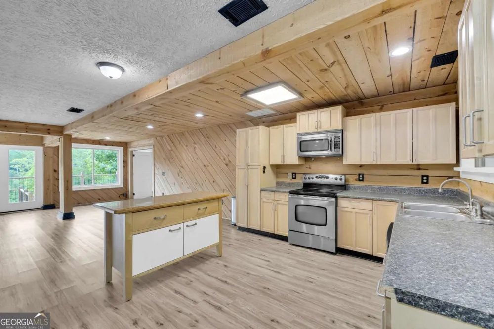 110 Wilderness End Clarkesville, GA 30523