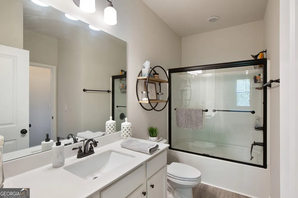 8455 Post Oak LN Gainesville, GA 30506