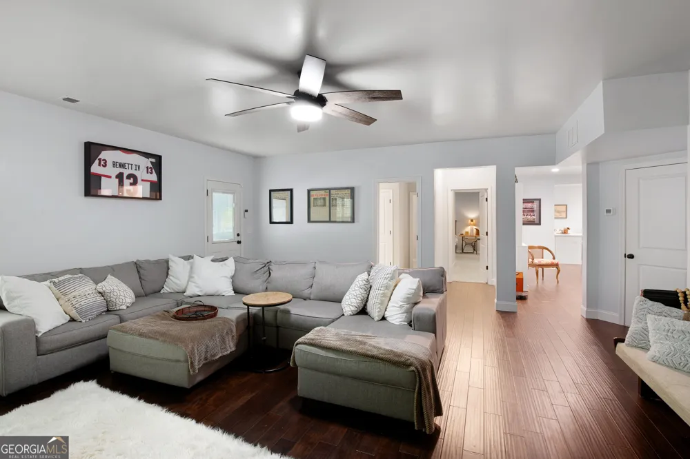 8455 Post Oak LN Gainesville, GA 30506