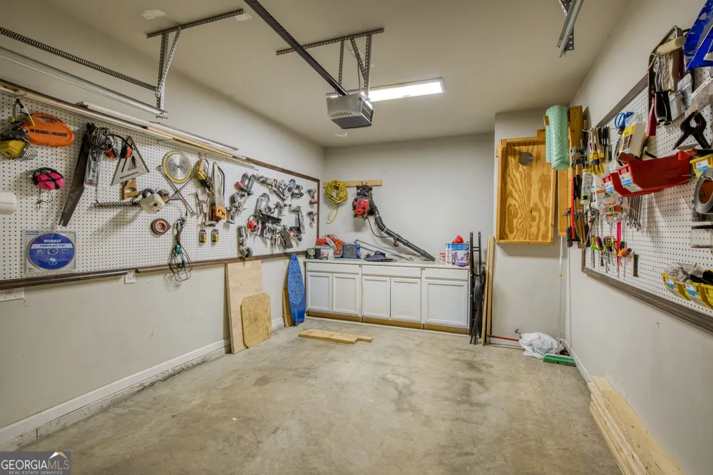 8455 Post Oak LN Gainesville, GA 30506
