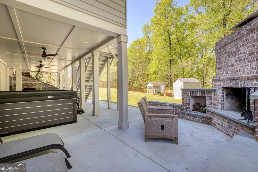 8455 Post Oak LN Gainesville, GA 30506