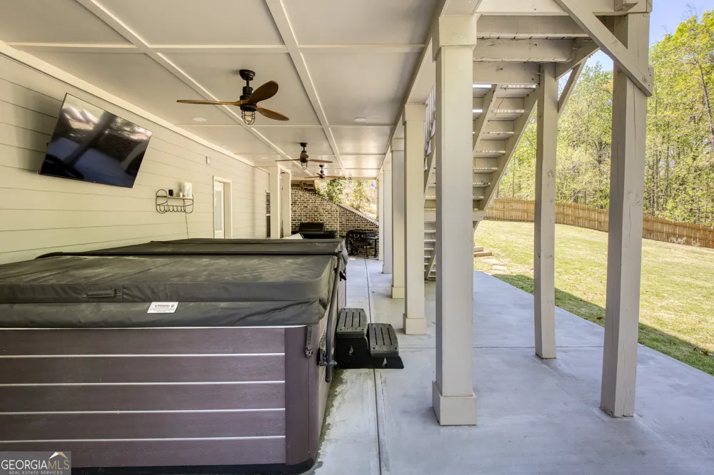 8455 Post Oak LN Gainesville, GA 30506