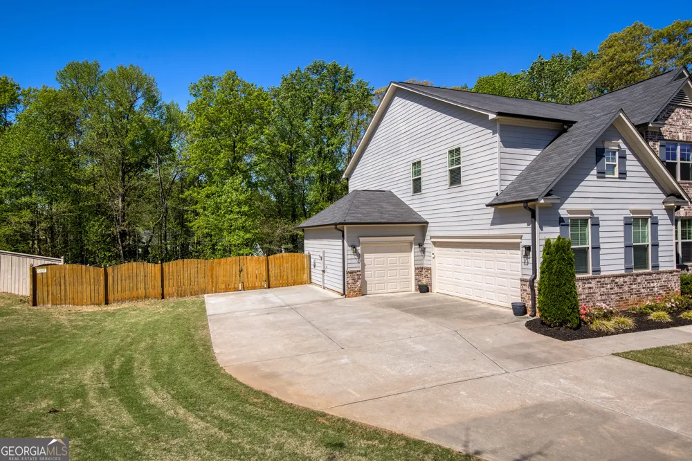 8455 Post Oak LN Gainesville, GA 30506