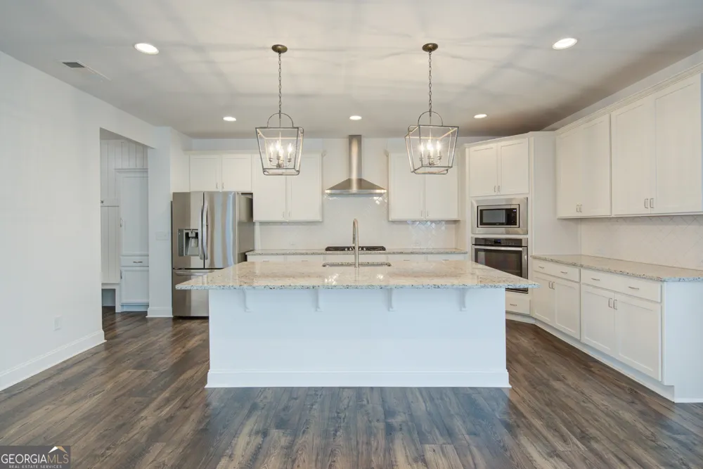 6660 Canyon CV Cumming, GA 30028