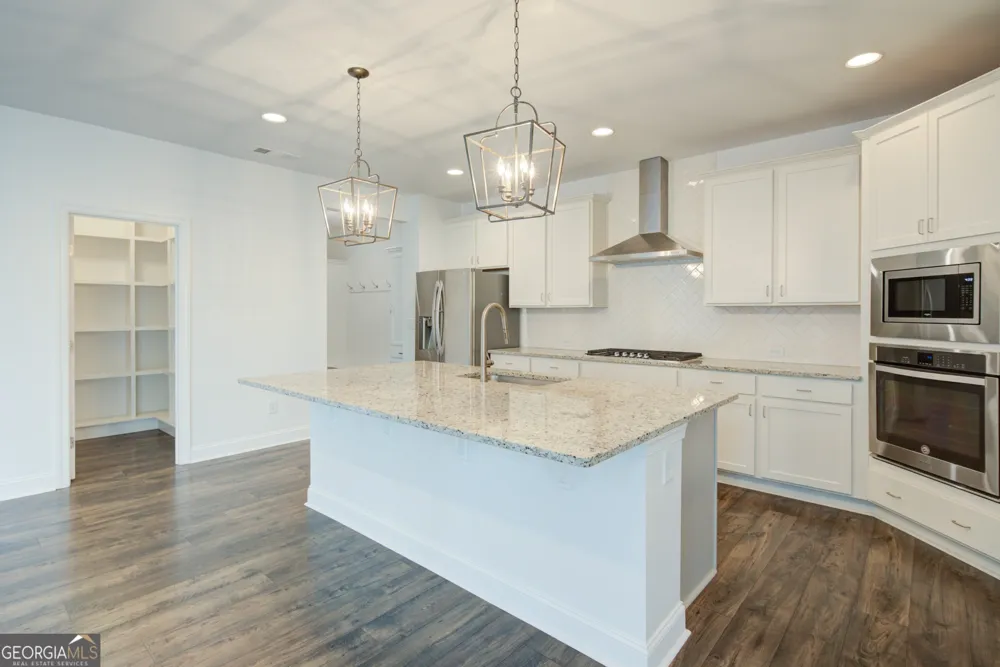 6660 Canyon CV Cumming, GA 30028