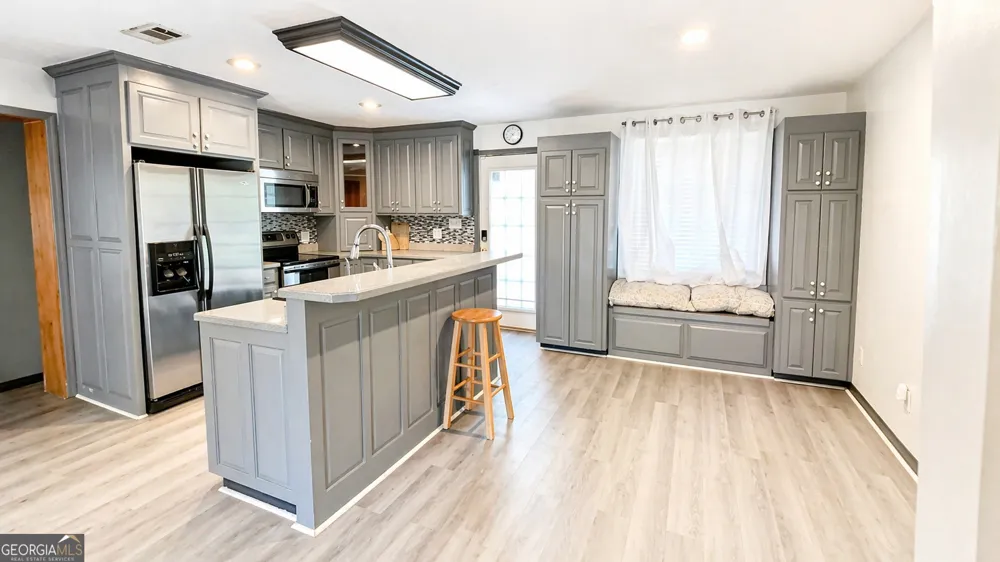 422 S Macon ST Ludowici, GA 31316