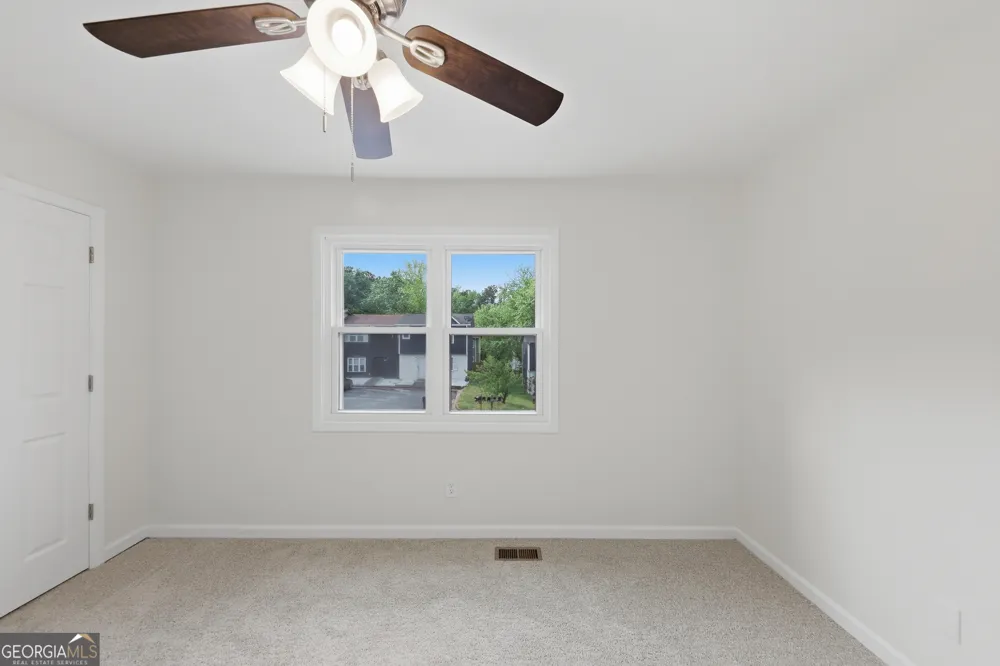 2050 Lenoa LN Austell, GA 30106