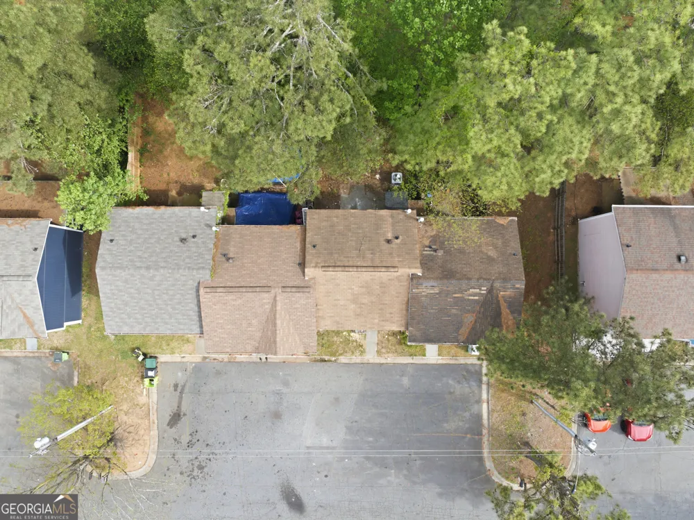 2050 Lenoa LN Austell, GA 30106
