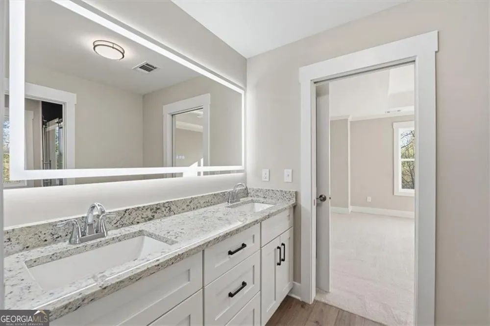 7711 Elm CIR Murrayville, GA 30564
