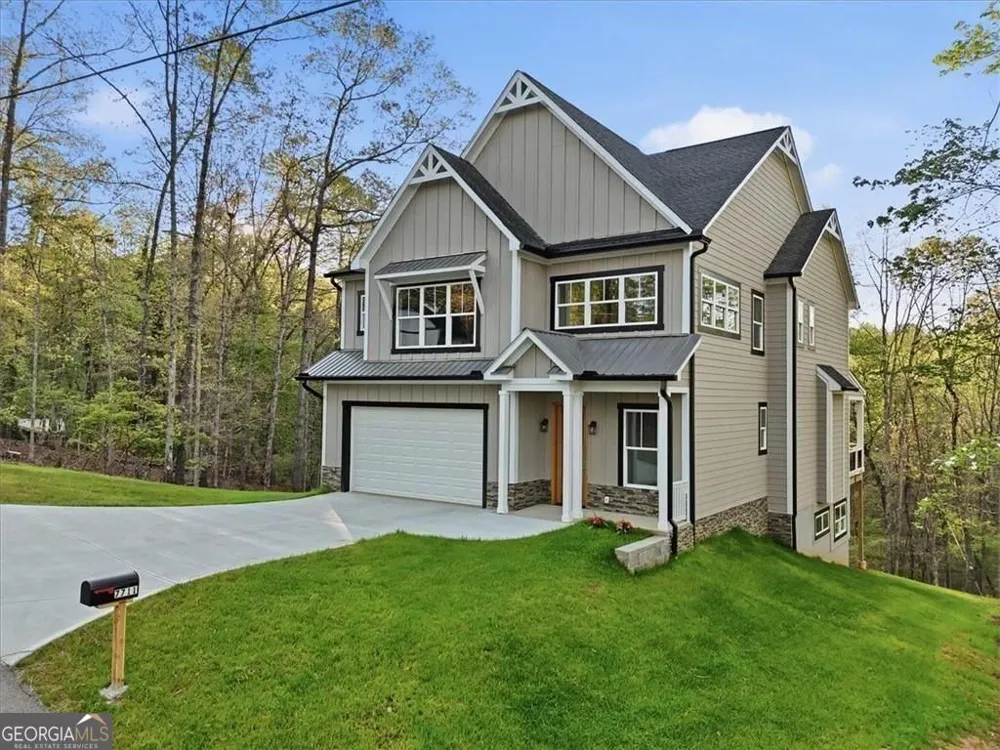 7711 Elm CIR Murrayville, GA 30564