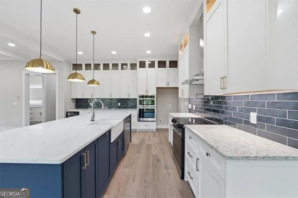 7711 Elm CIR Murrayville, GA 30564