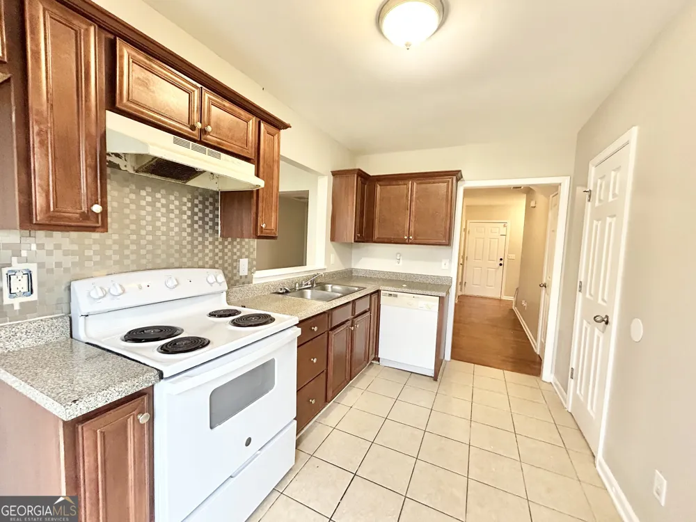 829 Store House CT Monroe, GA 30655