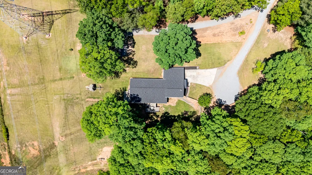 2086 Bethlehem Church RD Grantville, GA 30220