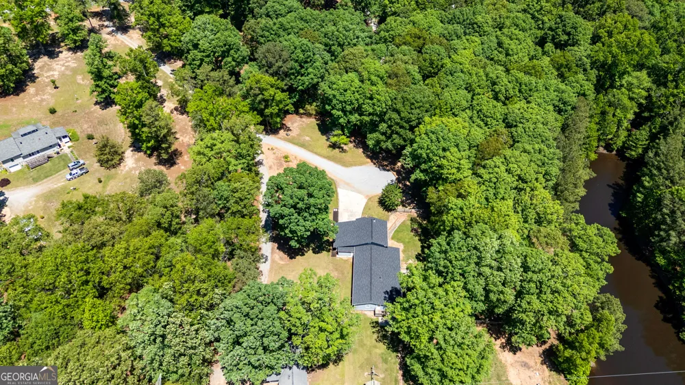2086 Bethlehem Church RD Grantville, GA 30220