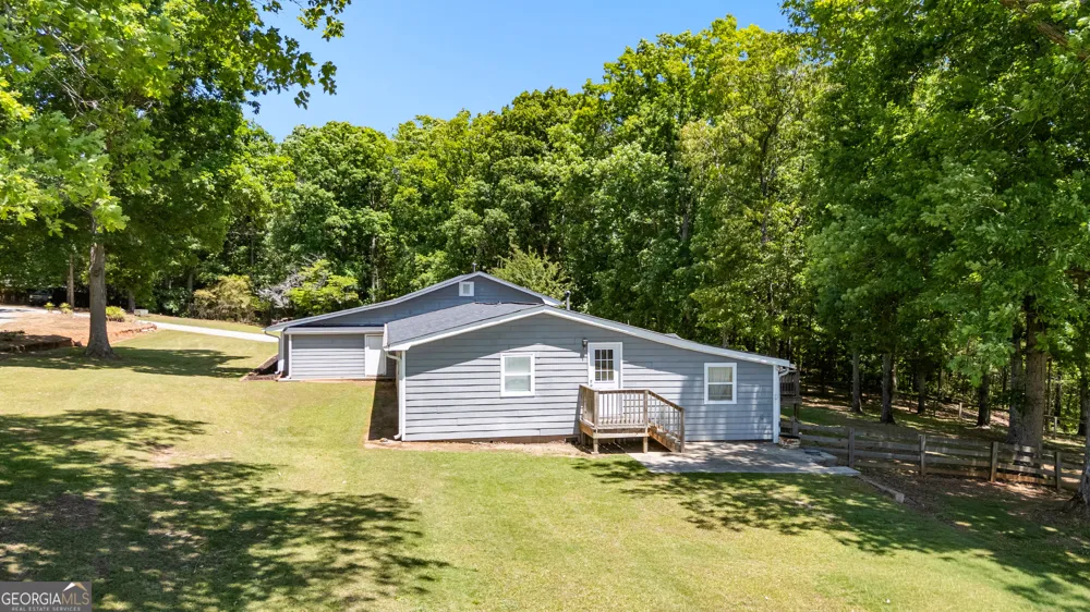 2086 Bethlehem Church RD Grantville, GA 30220