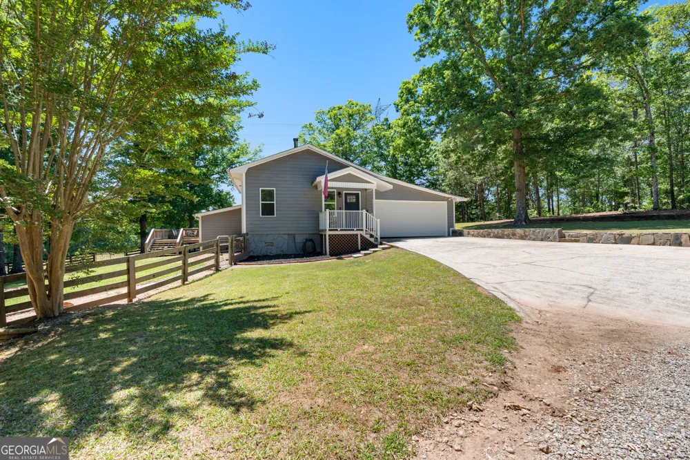 2086 Bethlehem Church RD Grantville, GA 30220