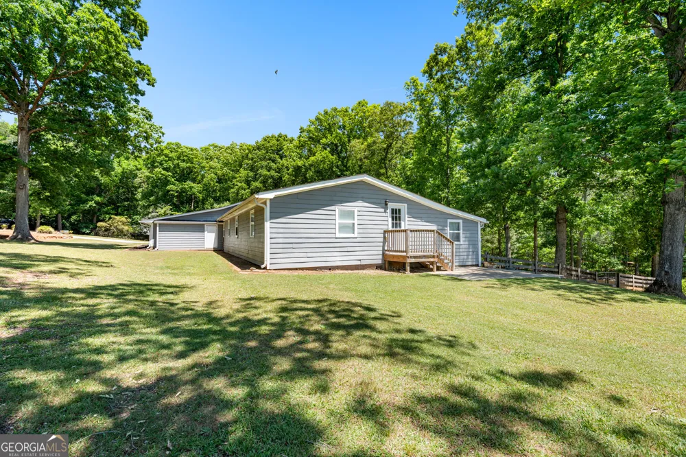 2086 Bethlehem Church RD Grantville, GA 30220