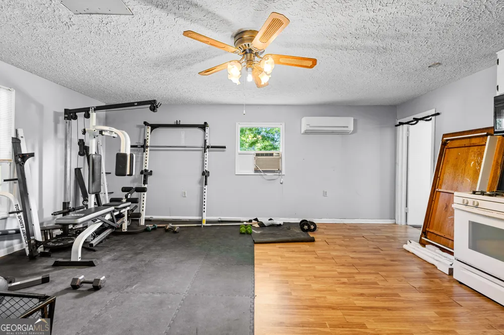 2086 Bethlehem Church RD Grantville, GA 30220