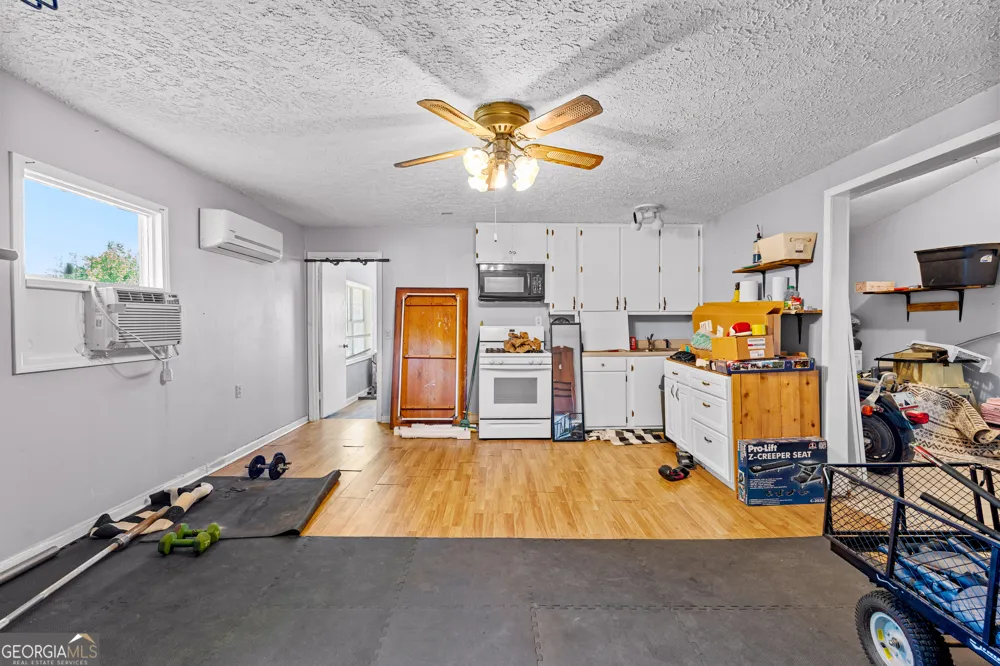 2086 Bethlehem Church RD Grantville, GA 30220
