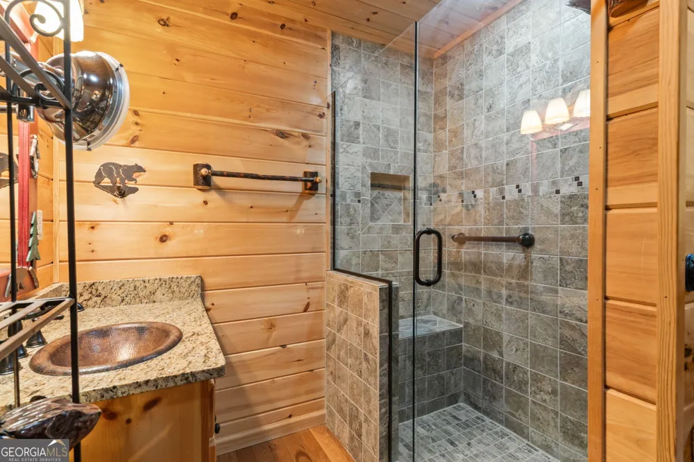 547 Echo RD Morganton, GA 30560