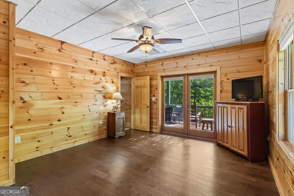 547 Echo RD Morganton, GA 30560