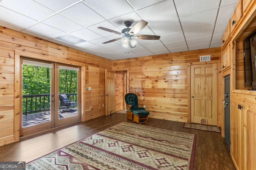 547 Echo RD Morganton, GA 30560