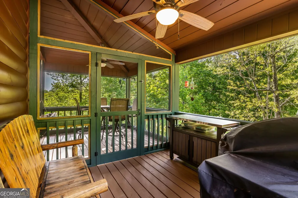 547 Echo RD Morganton, GA 30560
