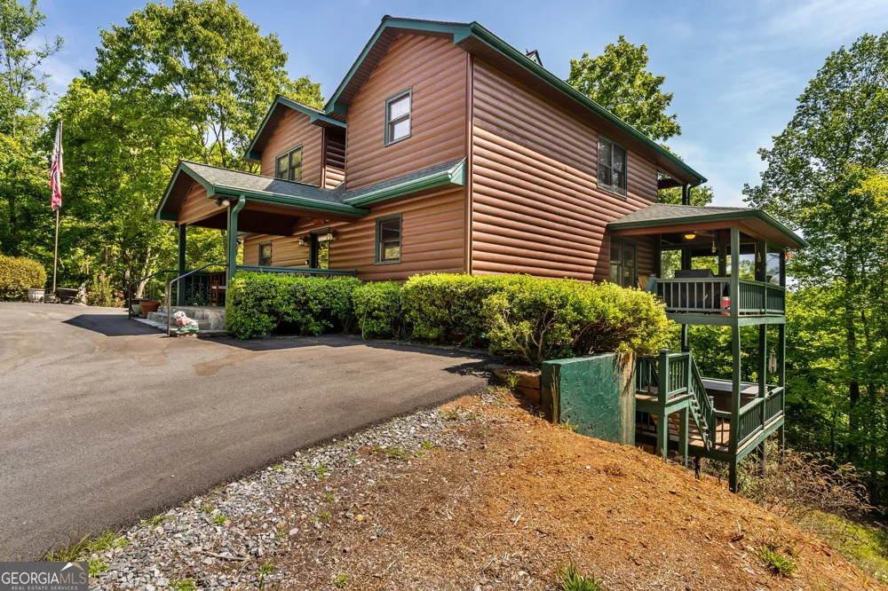547 Echo RD Morganton, GA 30560