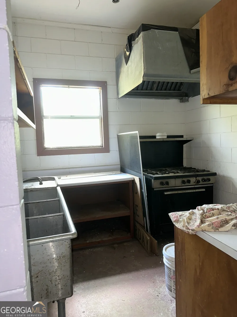 1950 W Elm ST Wrightsville, GA 31096