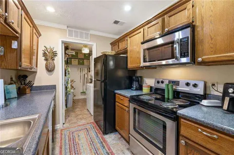 525 Warm Springs CIR