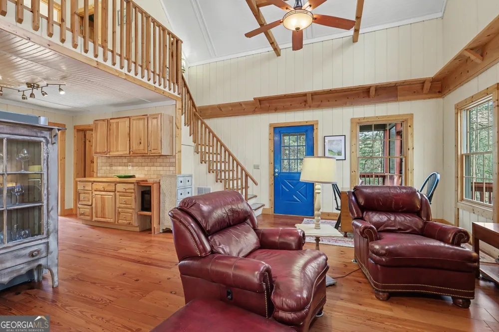 82 Buckeye LN Clayton, GA 30525