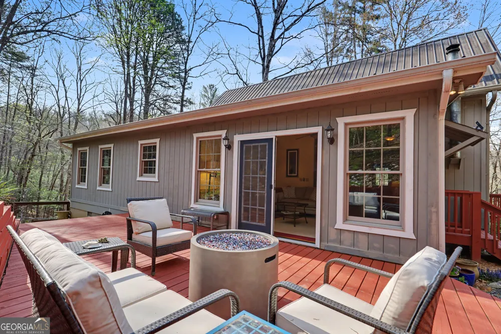 82 Buckeye LN Clayton, GA 30525