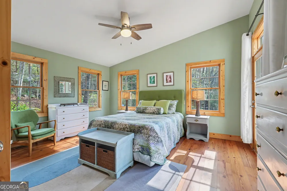 82 Buckeye LN Clayton, GA 30525