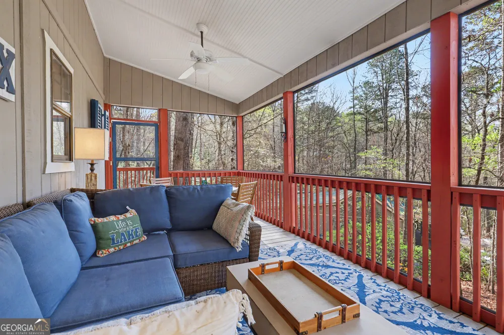 82 Buckeye LN Clayton, GA 30525