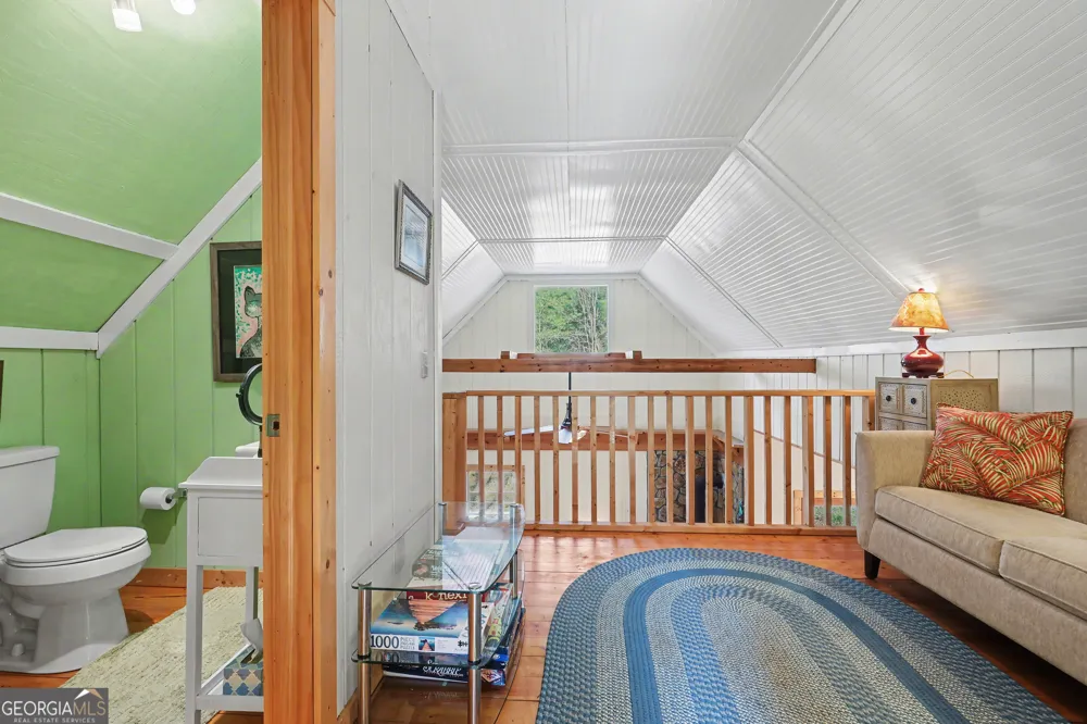 82 Buckeye LN Clayton, GA 30525